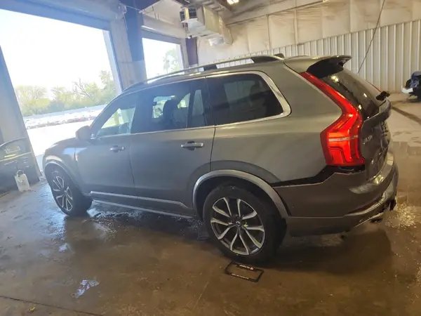 YV4A22PK2H1136313 2017 VOLVO XC90 - Image 2