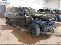 YV4A22PK2H1137056 2017 VOLVO XC90