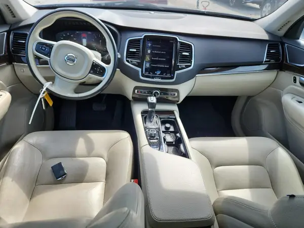 YV4A22PK2H1141768 2017 VOLVO XC90 - Image 8