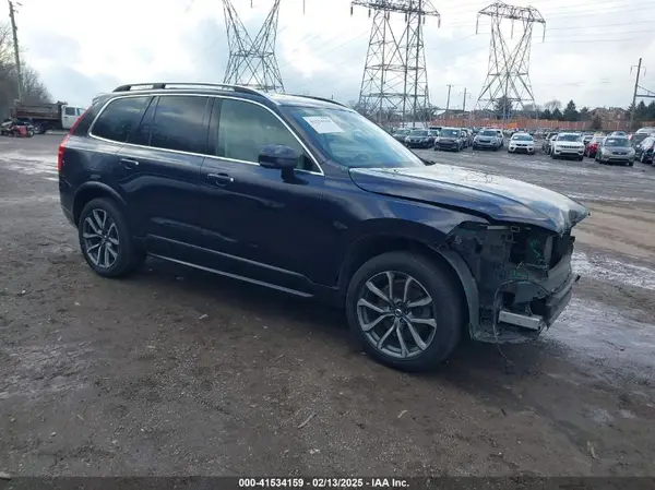 YV4A22PK2H1141852 2017 VOLVO XC90 - Image 1