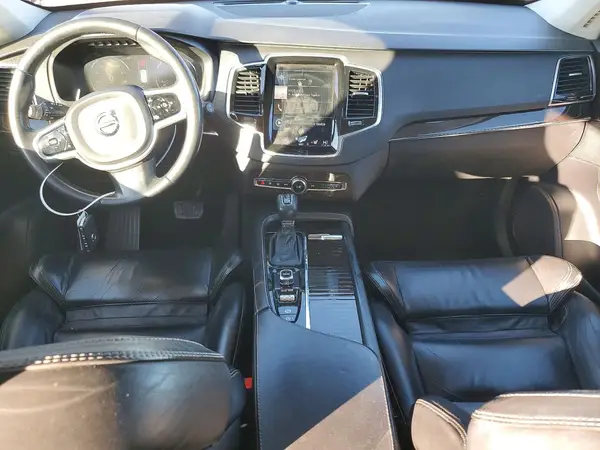 YV4A22PK2H1146825 2017 VOLVO XC90 - Image 8