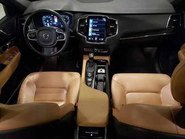 YV4A22PK2J1190359 2018 VOLVO XC90 - Image 8