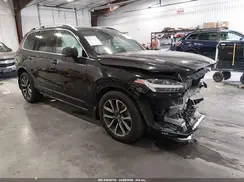 YV4A22PK2J1197070 2018 VOLVO XC90