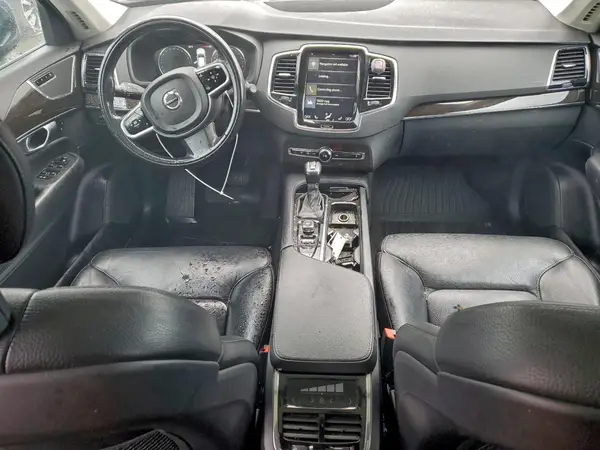 YV4A22PK2J1205636 2018 VOLVO XC90 - Image 8