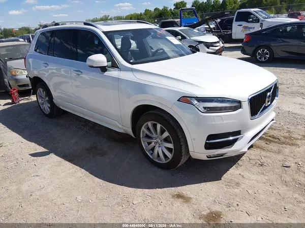 YV4A22PK2J1207323 2018 VOLVO XC90 - Image 1