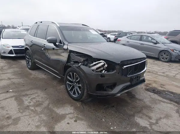YV4A22PK2J1216751 2018 VOLVO XC90 - Image 1