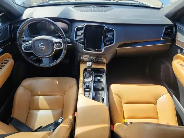 YV4A22PK2J1324707 2018 VOLVO XC90 - Image 8