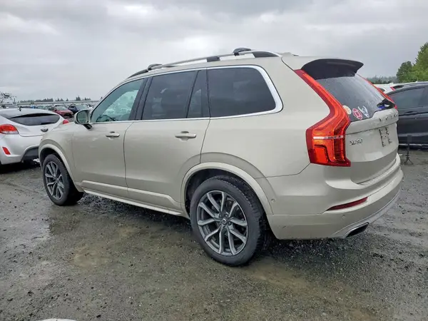 YV4A22PK2J1327445 2018 VOLVO XC90 - Image 2