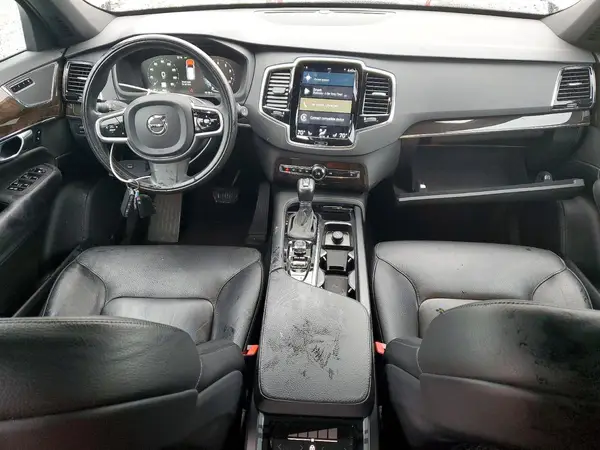 YV4A22PK2J1327445 2018 VOLVO XC90 - Image 8