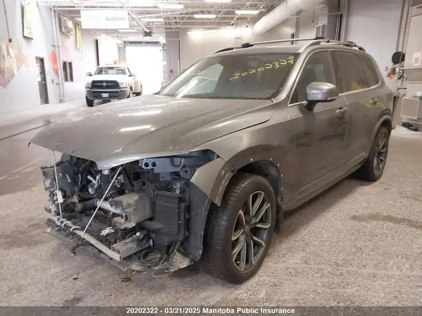 YV4A22PK2J1351048 2018 VOLVO XC90 - Image 2
