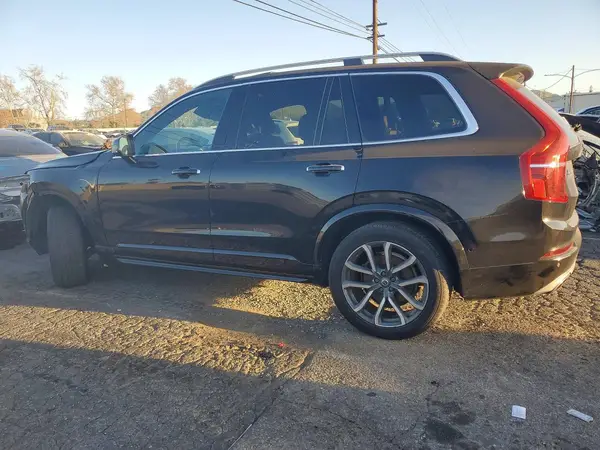 YV4A22PK2J1368996 2018 VOLVO XC90 - Image 2