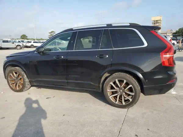 YV4A22PK2J1374944 2018 VOLVO XC90 - Image 2