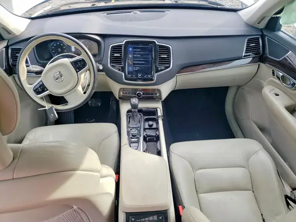 YV4A22PK2J1386463 2018 VOLVO XC90 - Image 8