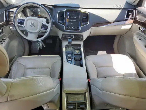 YV4A22PK2J1389850 2018 VOLVO XC90 - Image 8