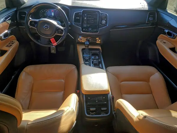 YV4A22PK2K1416949 2019 VOLVO XC90 - Image 8