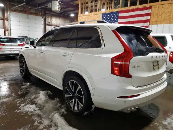 YV4A22PK2K1432150 2019 VOLVO XC90 - Image 2