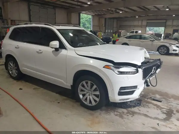 YV4A22PK2K1441754 2019 VOLVO XC90 - Image 1