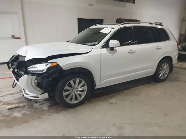 YV4A22PK2K1441754 2019 VOLVO XC90 - Image 2