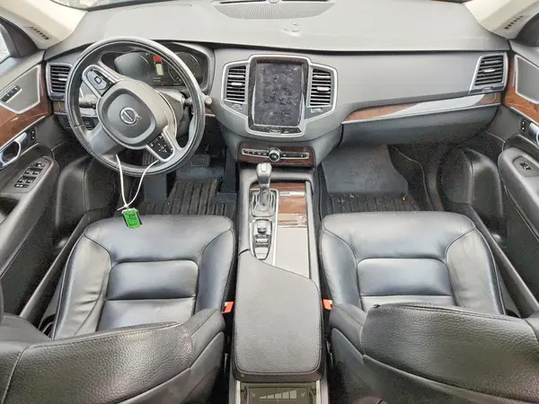 YV4A22PK2K1486872 2019 VOLVO XC90 - Image 8
