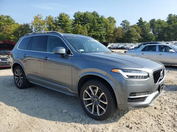 2019 VOLVO XC90 COPART lot 81446175 auction photo 4