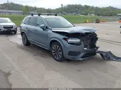 YV4A22PK2L1610270 2020 VOLVO XC90