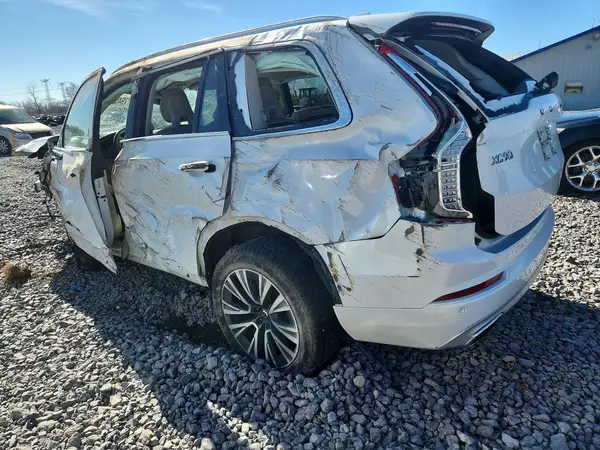 YV4A22PK2M1686010 2021 VOLVO XC90 - Image 2