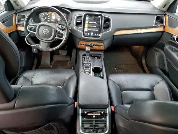 YV4A22PK2M1735285 2021 VOLVO XC90 - Image 8