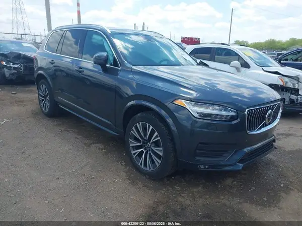 YV4A22PK2N1782723 2022 VOLVO XC90 - Image 1