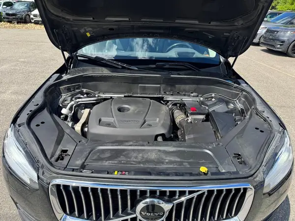YV4A22PK2N1847599 2022 VOLVO XC90 - Image 8