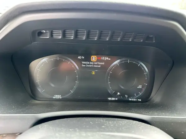 YV4A22PK3G1013876 2016 VOLVO XC90 - Image 8