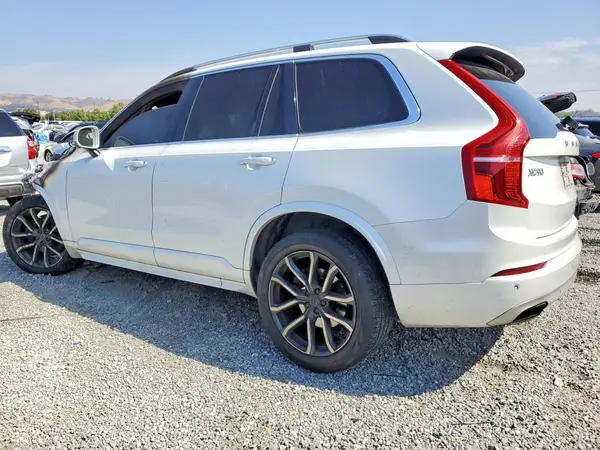 YV4A22PK3G1023078 2016 VOLVO XC90 - Image 2