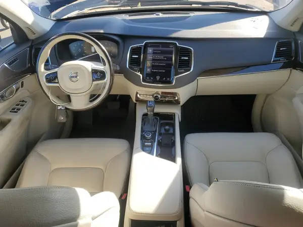 YV4A22PK3G1034730 2016 VOLVO XC90 - Image 8