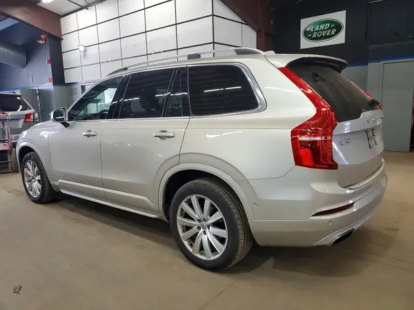 YV4A22PK3G1038826 2016 VOLVO XC90 - Image 2