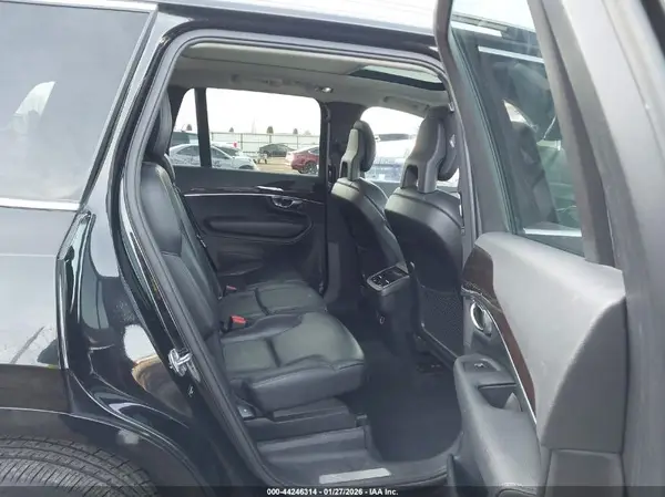 YV4A22PK3G1044478 2016 VOLVO XC90 - Image 8
