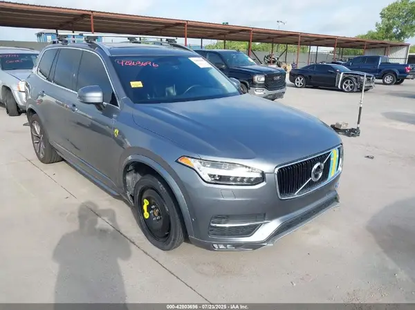 YV4A22PK3G1049583 2016 VOLVO XC90 - Image 1