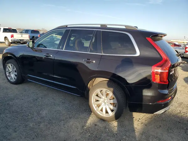 YV4A22PK3G1056159 2016 VOLVO XC90 - Image 2