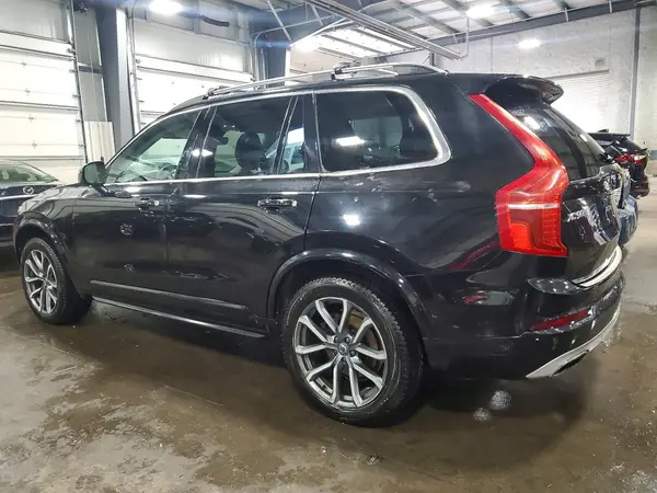 YV4A22PK3G1058073 2016 VOLVO XC90 - Image 2