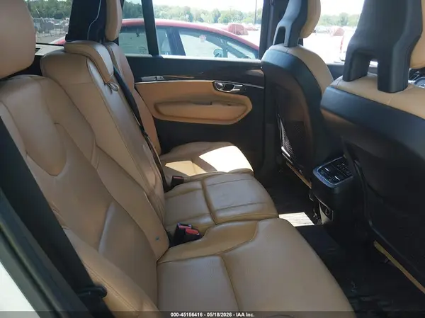 YV4A22PK3G1062110 2016 VOLVO XC90 - Image 8