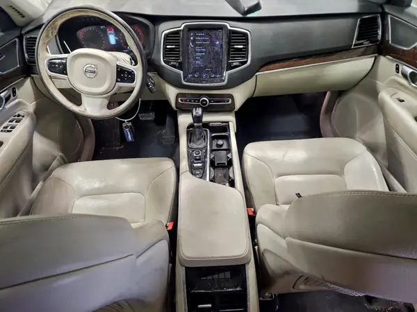 YV4A22PK3G1082762 2016 VOLVO XC90 - Image 8