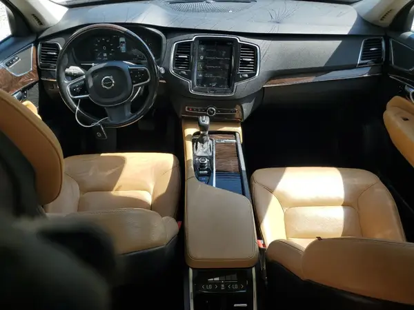 YV4A22PK3G1085841 2016 VOLVO XC90 - Image 8