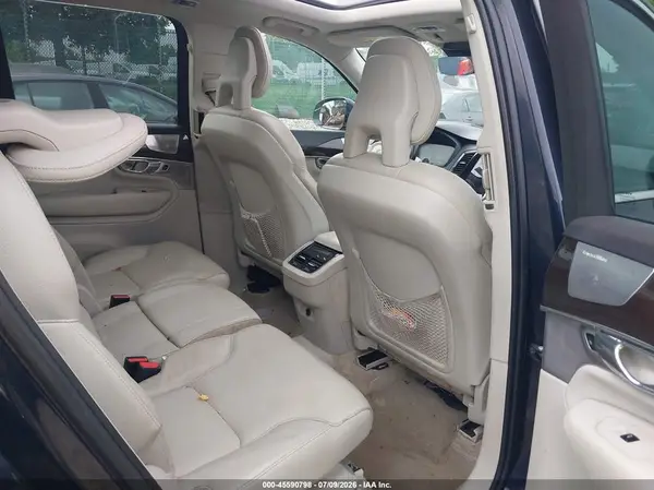 YV4A22PK3G1093938 2016 VOLVO XC90 - Image 8