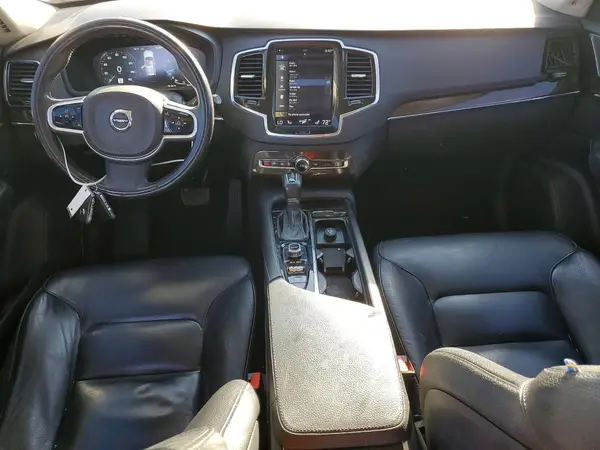 YV4A22PK3H1106236 2017 VOLVO XC90 - Image 8