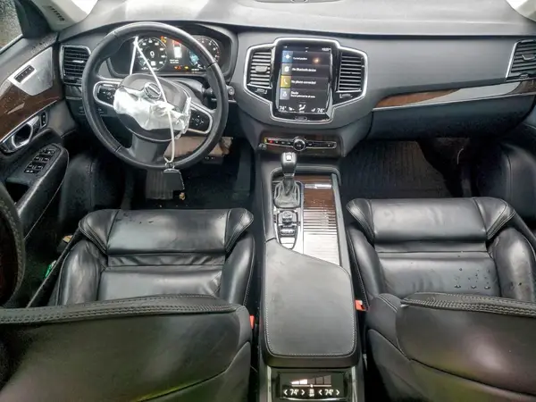YV4A22PK3H1109430 2017 VOLVO XC90 - Image 8