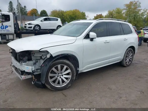 YV4A22PK3H1111288 2017 VOLVO XC90 - Image 2