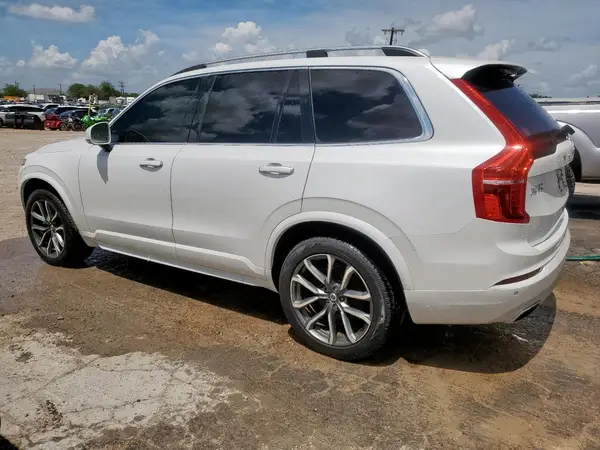 YV4A22PK3H1117415 2017 VOLVO XC90 - Image 2