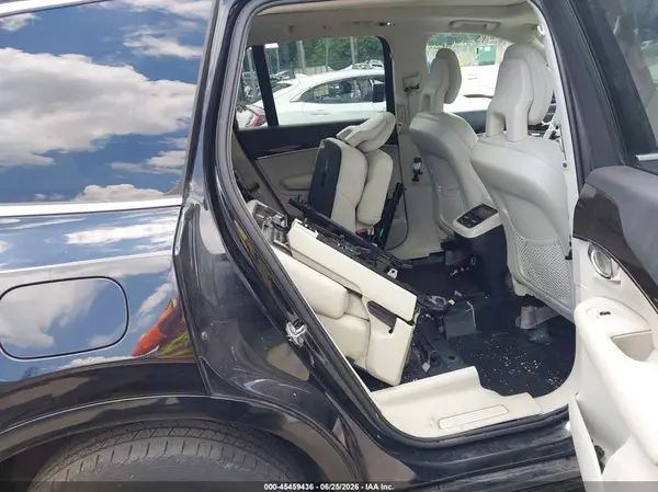 YV4A22PK3H1123294 2017 VOLVO XC90 - Image 8