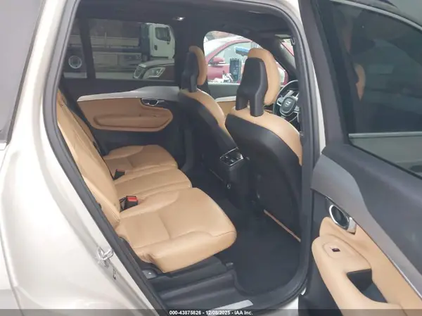 YV4A22PK3H1149118 2017 VOLVO XC90 - Image 8
