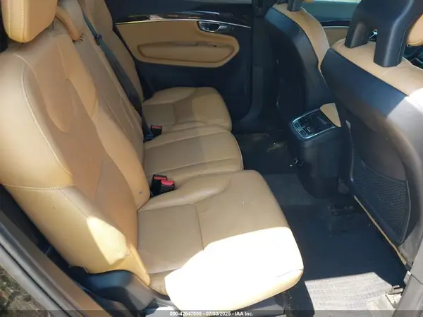 YV4A22PK3H1163861 2017 VOLVO XC90 - Image 8