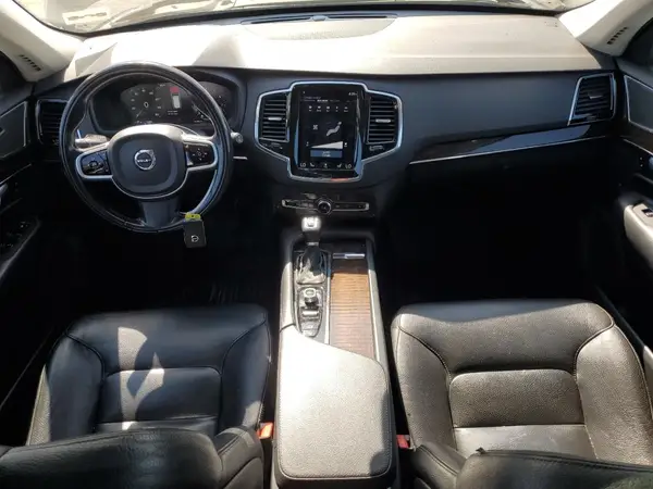 YV4A22PK3H1167005 2017 VOLVO XC90 - Image 8