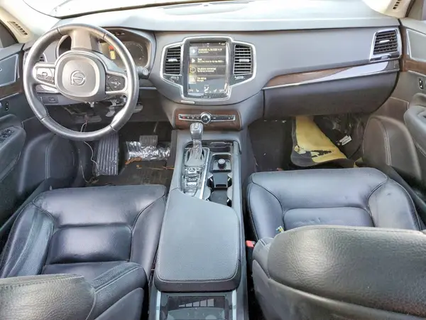YV4A22PK3H1169238 2017 VOLVO XC90 - Image 8
